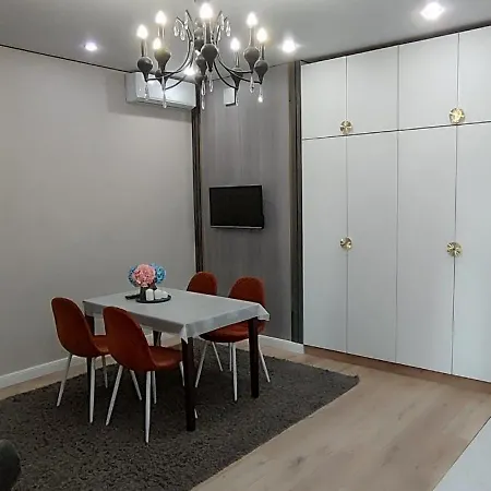 Riviera 2 Room Apartment For 6 Persons Almaty Exterior photo
