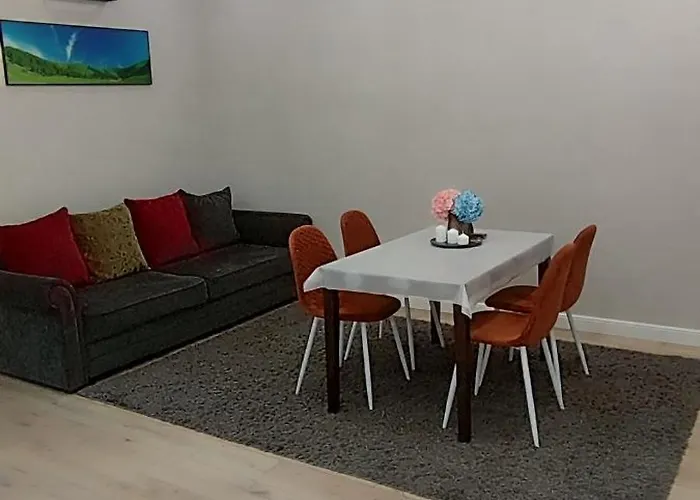 Riviera 2 Room Apartment For 6 Persons