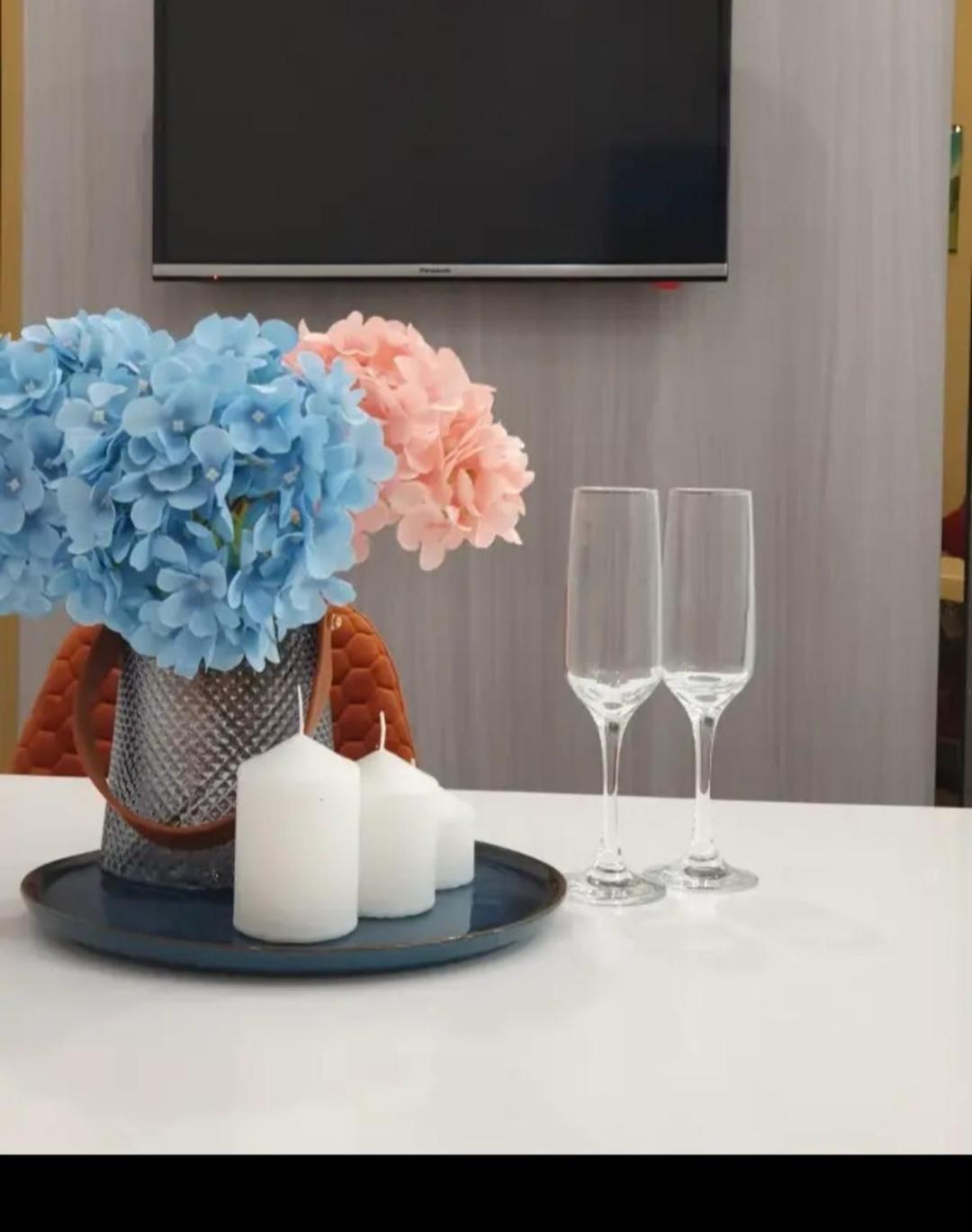 Riviera 2 For 6 Persons Apartment Almaty