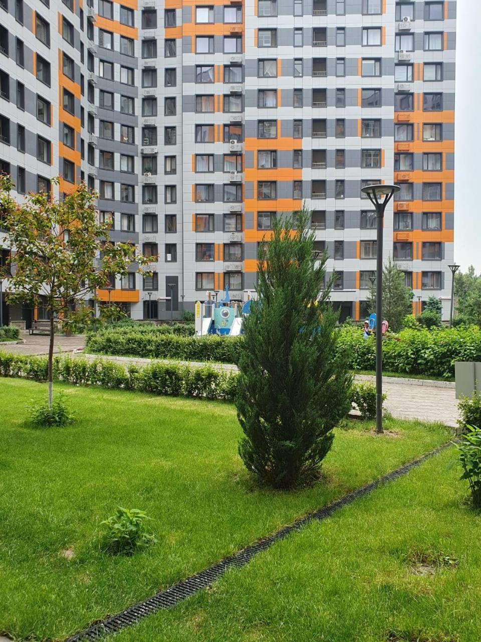 Riviera 2 For 6 Persons Apartment Almaty